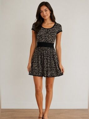 Danny & Nicole dress small black tan abstract print playful fit & flair mini